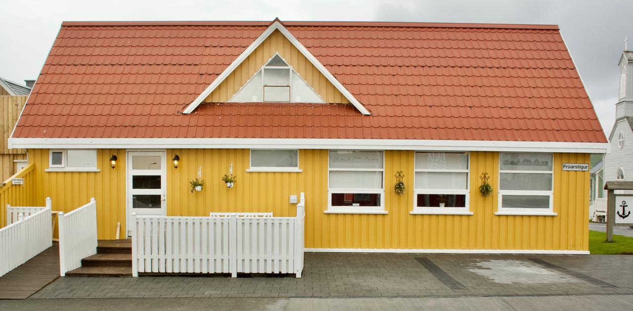 Akkeri Guesthouse Stykkisholmur Bagian luar foto